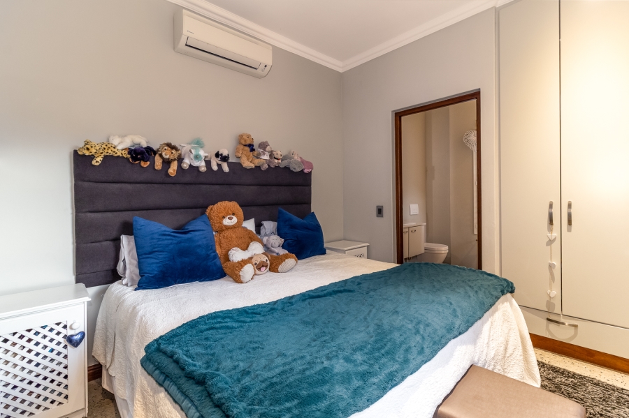 To Let 3 Bedroom Property for Rent in Val De Vie Estate Western Cape